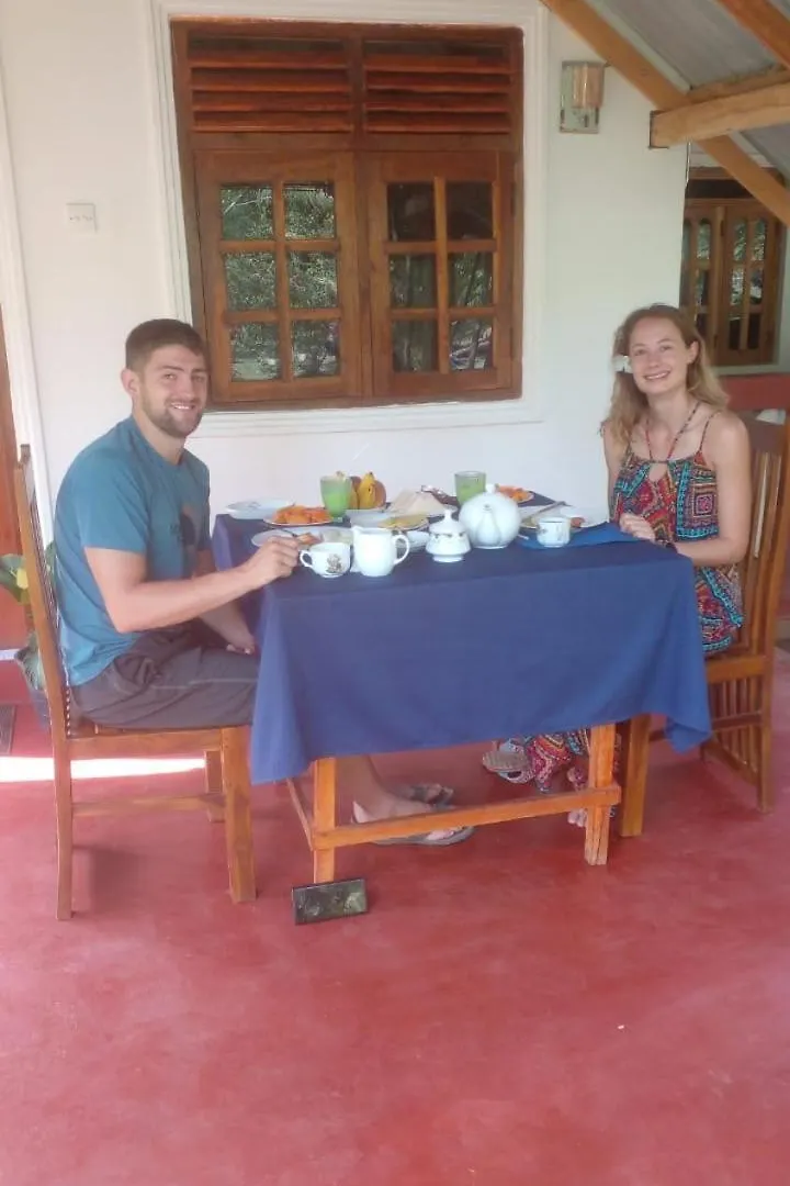 Rum i privatbostad Jungle Eco Lodge & Safari Sigiriya